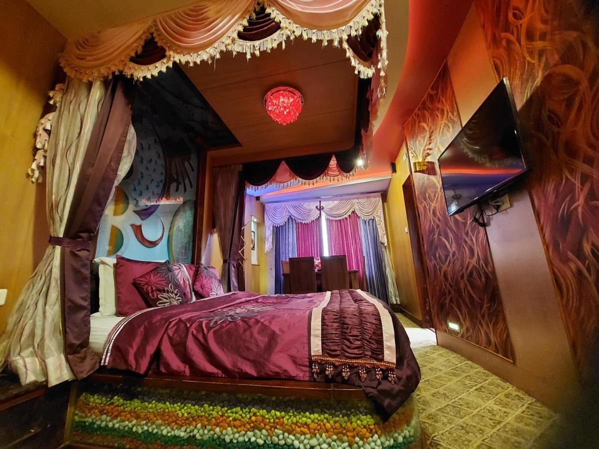 Astoria Residency Hotell Ooty Exteriör bild