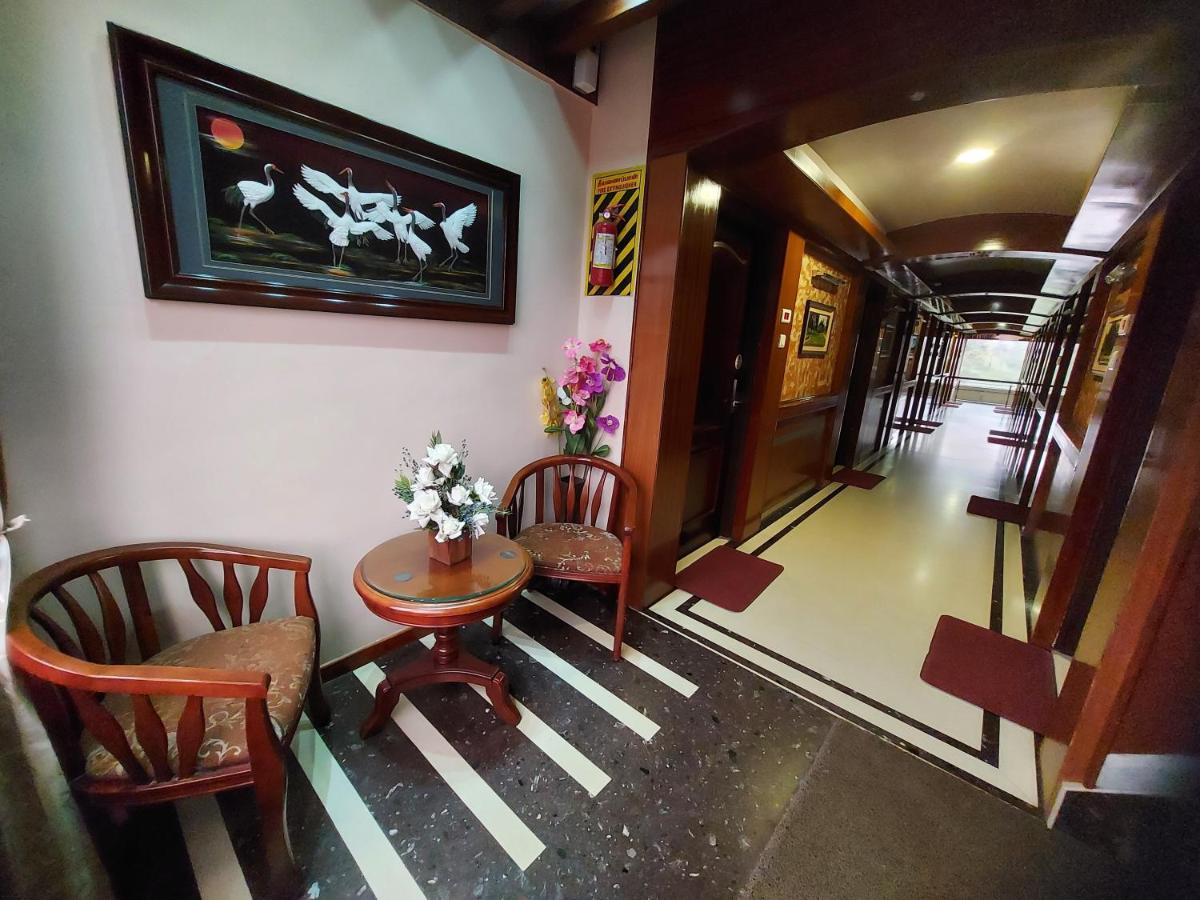 Astoria Residency Hotell Ooty Exteriör bild