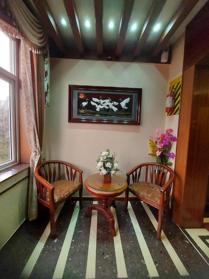 Astoria Residency Hotell Ooty Exteriör bild