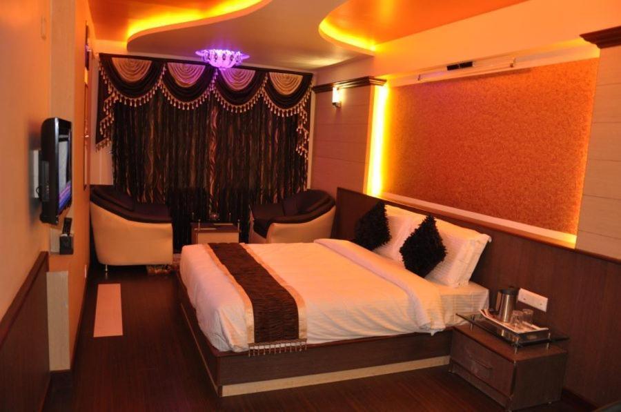 Astoria Residency Hotell Ooty Rum bild