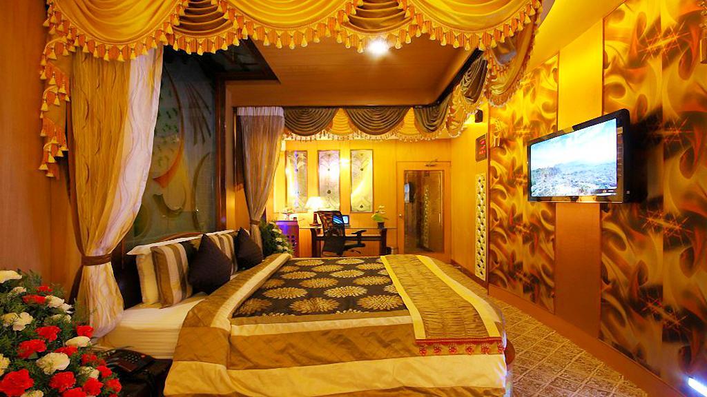 Astoria Residency Hotell Ooty Exteriör bild